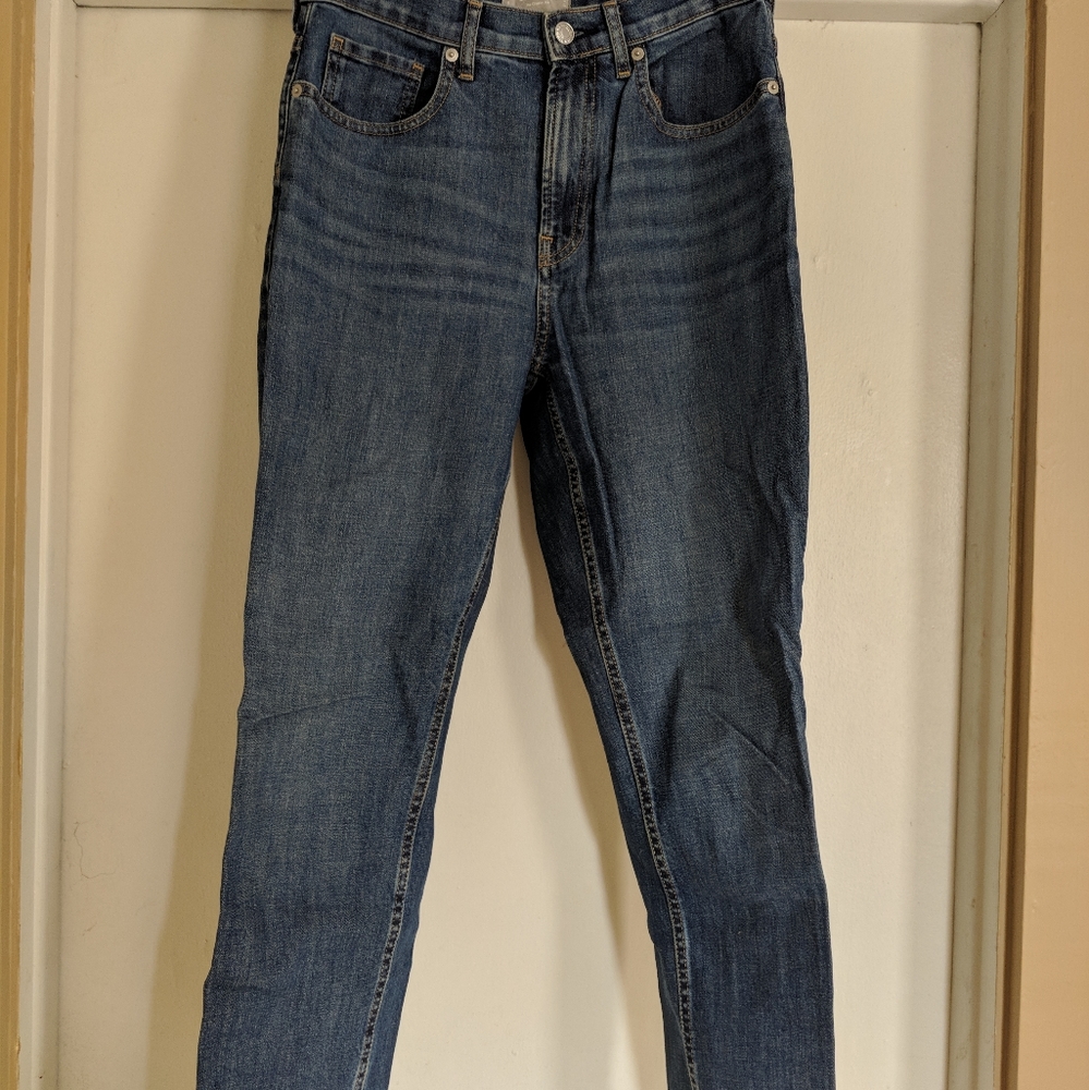 Everlane "The Cheeky Jean" size 27